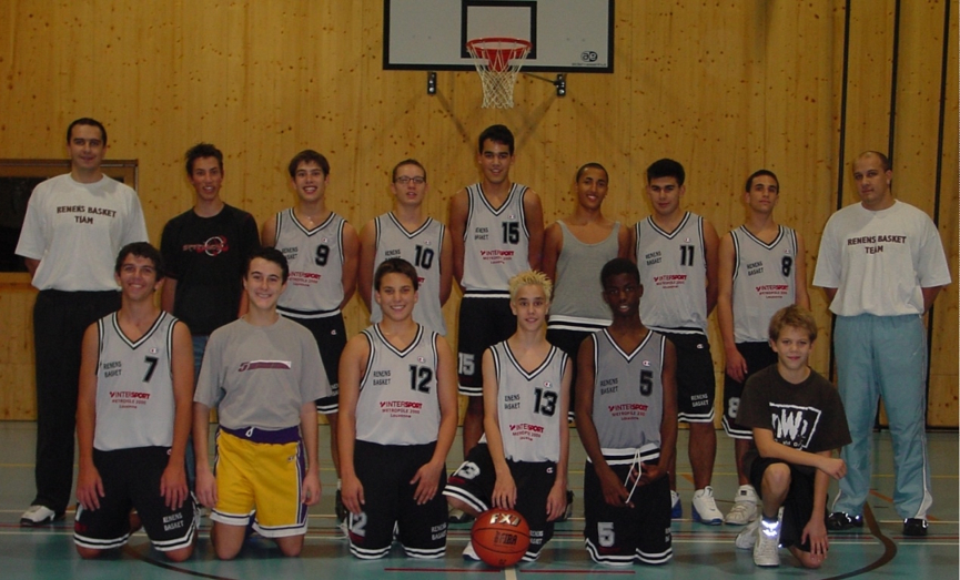 U16