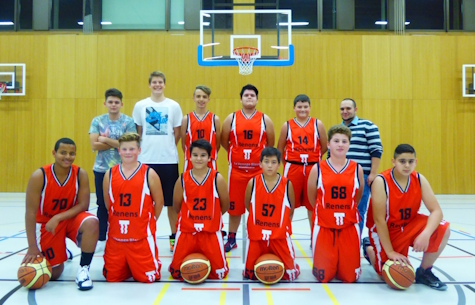 U16